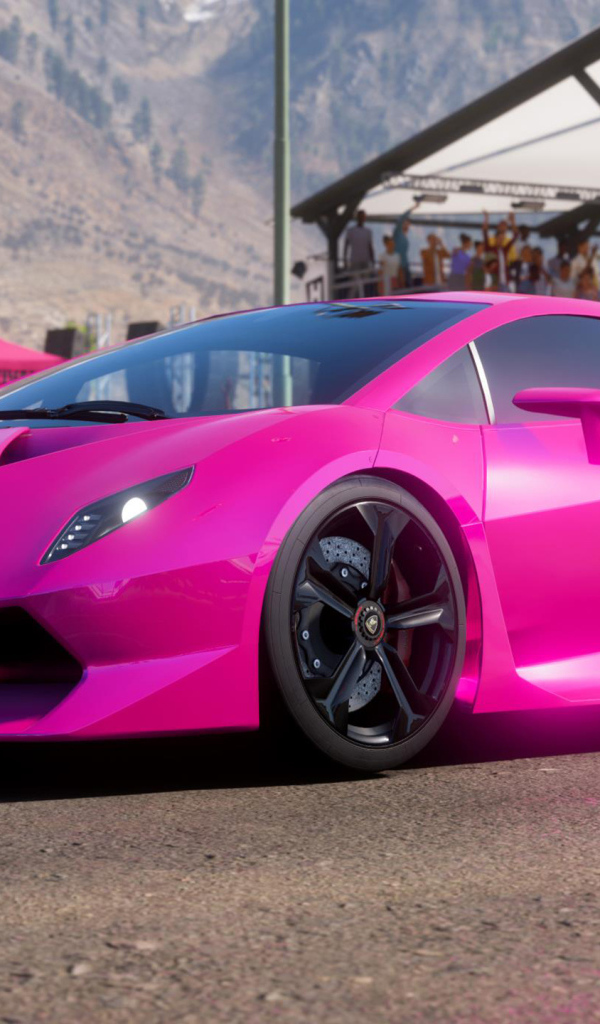 Розовый автомобиль Lamborghini Sesto Elemento