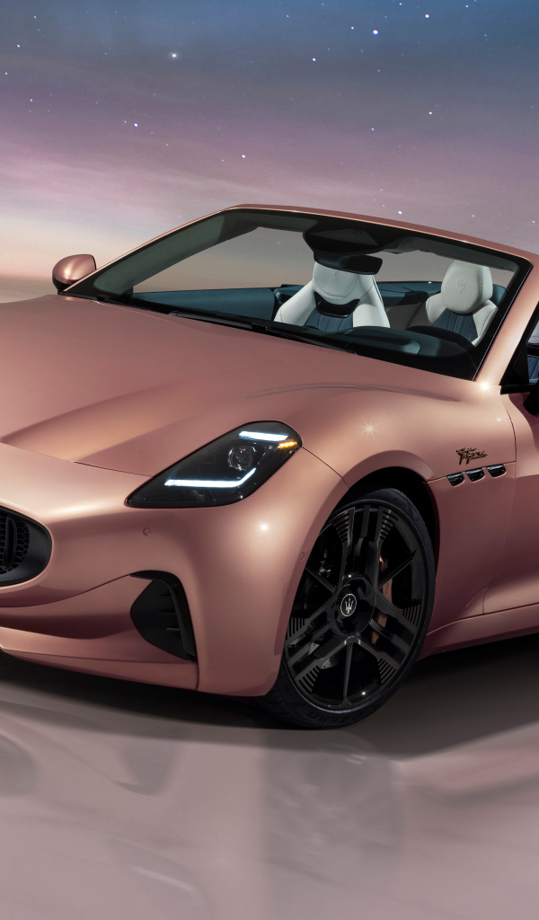 Автомобиль Maserati GranCabrio Folgore 2024 года