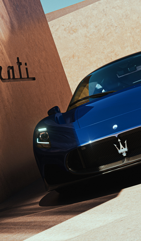 Дорогой автомобиль Maserati MC20