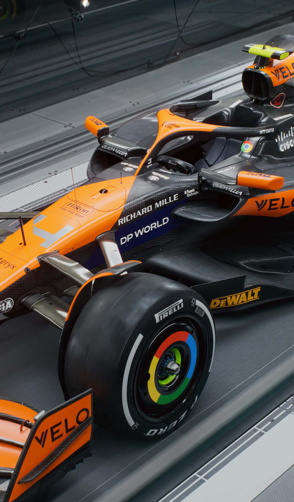 Гоночный McLaren MCL38 вид сверху
