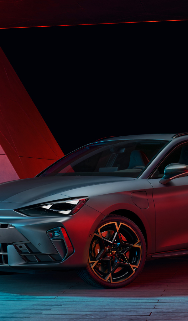 Автомобиль  Cupra Leon Sportstourer EHybrid 2024 года