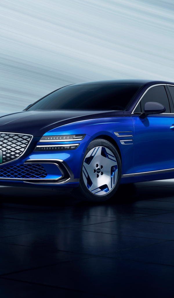 Синий автомобиль Genesis Electrified G80 2024 года