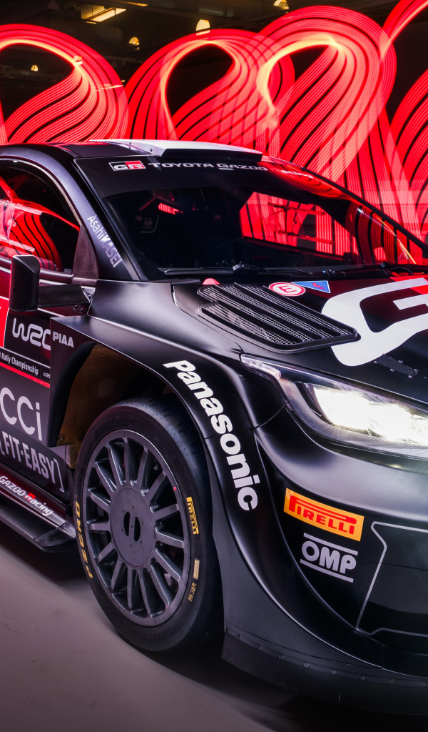 Спортивный автомобиль Toyota GR Yaris Rally1 Hybrid 2024 года