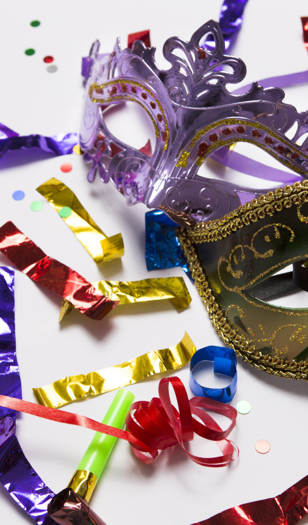 Карнавальная венецианская маска с конфетти 