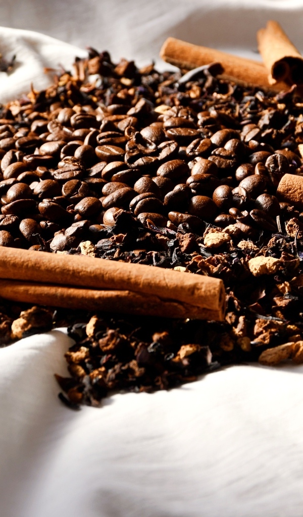 Жареные кофейные зерна с корицей