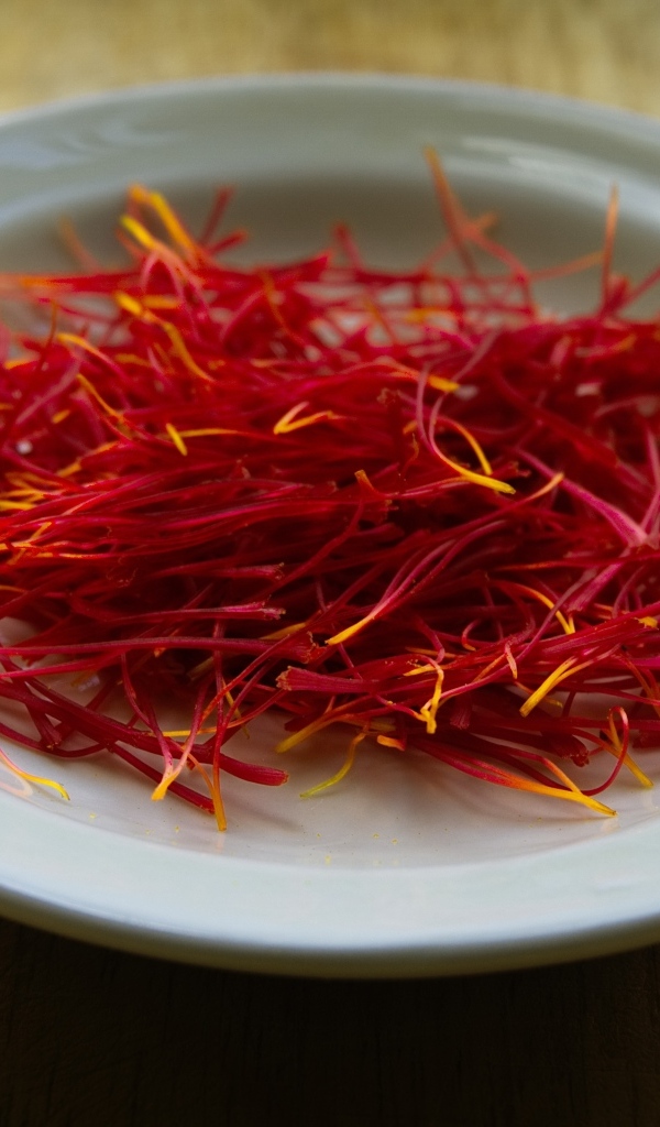 Пряная дорогая специя шафран