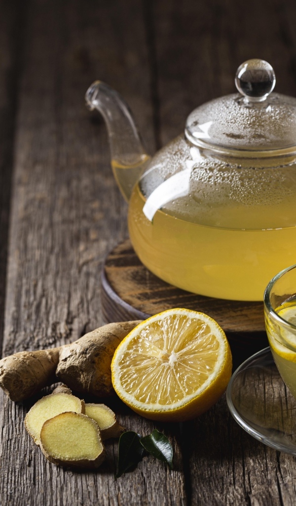 Заварник с вкусным лимонно - имбирным чаем