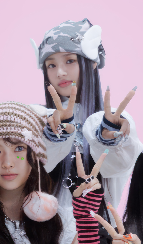 Девушки из коллаборации PUBG x NewJeans