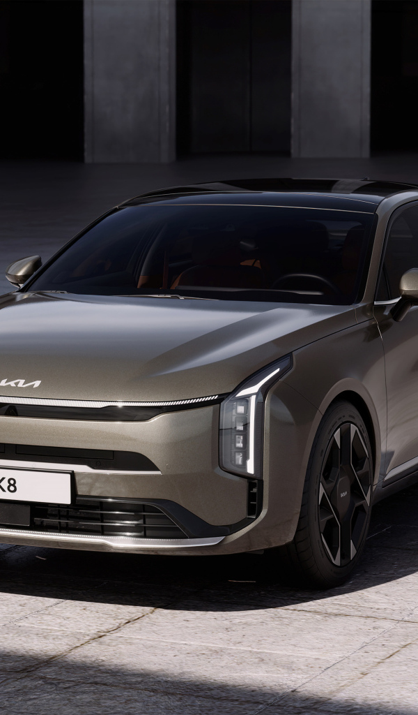 Автомобиль Kia K8 2024 года