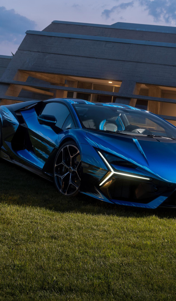 Быстрый дорогой автомобиль Lamborghini Revuelto Opera Unica 2024 года