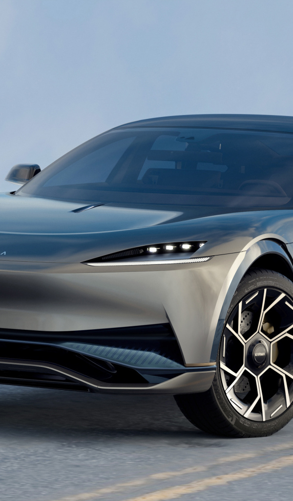 Автомобиль Karma Ivara зимой