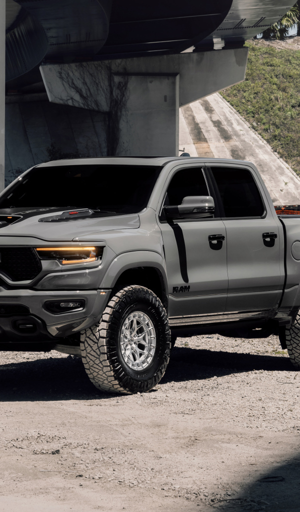 Пикап RAM 1500 TRX