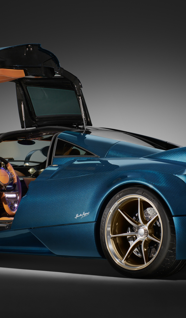 Вид сбоку на автомобиль Pagani Huayra Epitome 2024 года