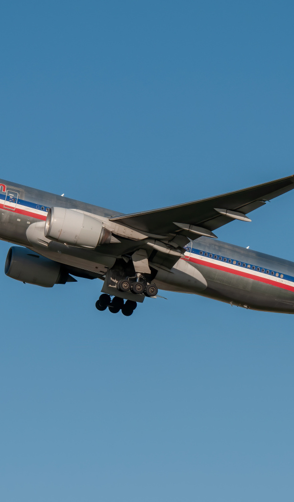 Пассажирский Boeing 777-200ER авиакомпании American