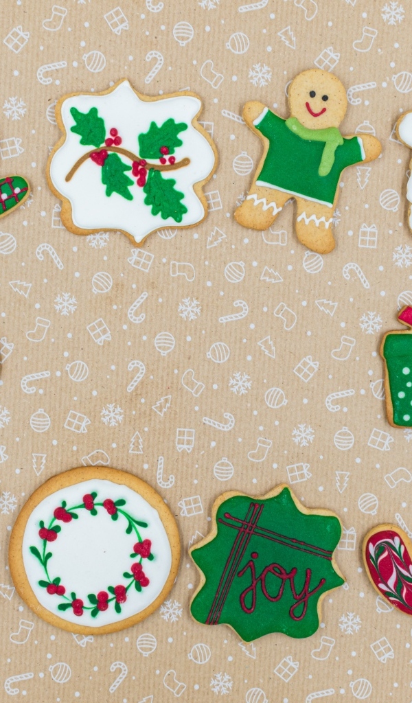 Новогоднее печенье на коричневом фоне