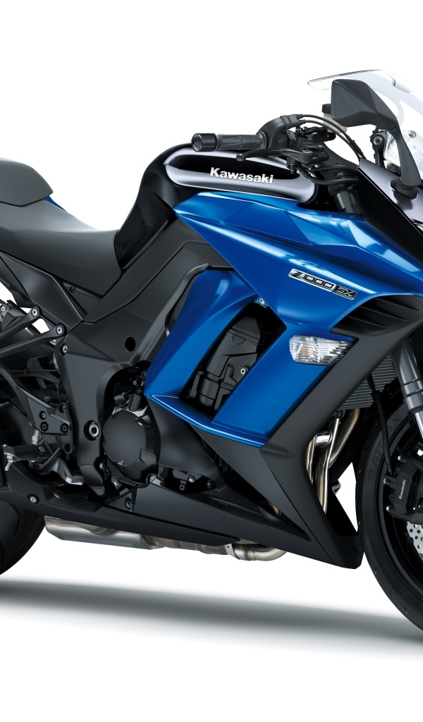 Синий мотоцикл Kawasaki Ninja 1000sx на белом фоне