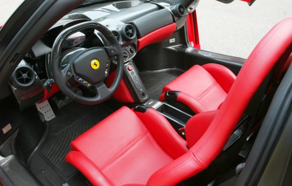 Ferrari Enzo
