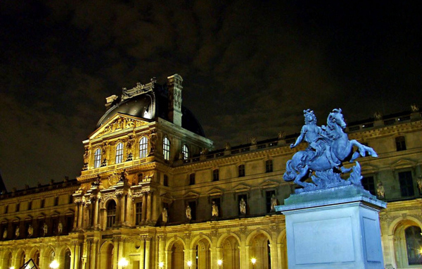 ночной Париж