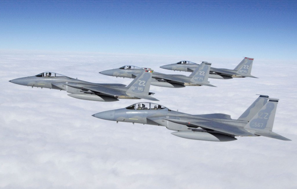 Летающее трио