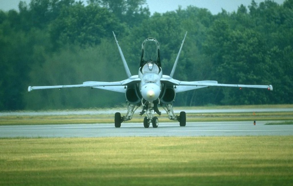 Взлетная полоса