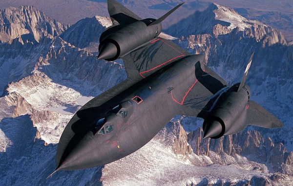 Сверхзвуковой самолет