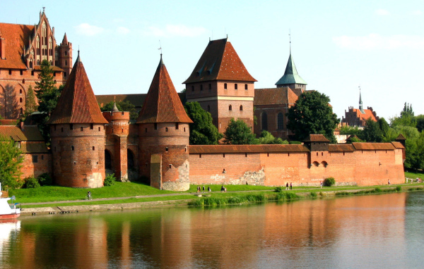 Красивый замок