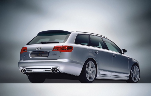 Машина Audi AS6