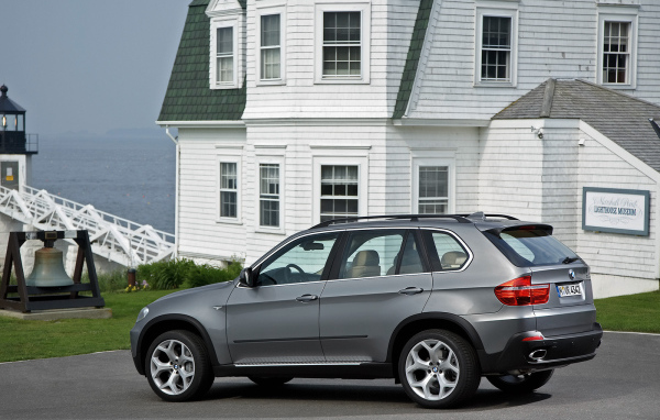 Отличный в управлении BMW X5