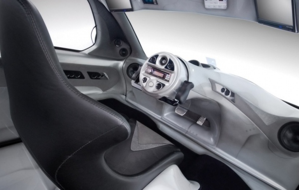 Салон в BMW Alpine