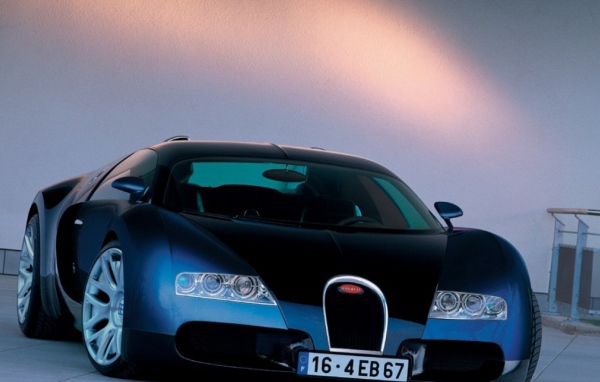 Голубой Бугатти