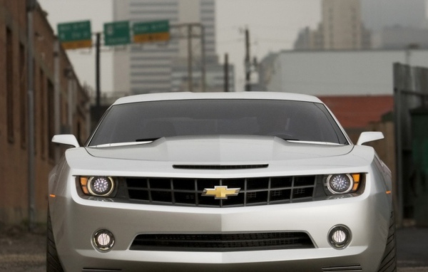 Camaro вид спереди