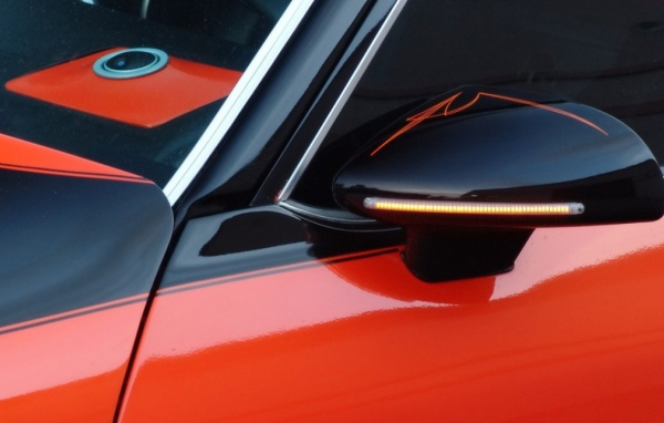 Зеркало заднего вида