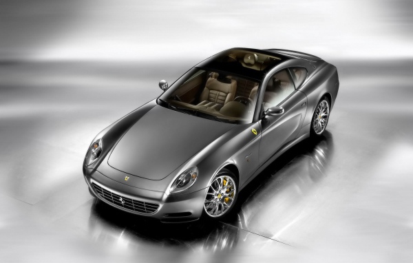 Ferrari 612 Серый