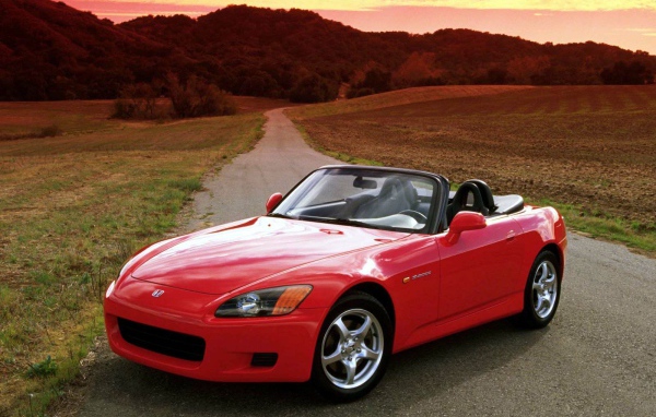Красная Хонда S2000