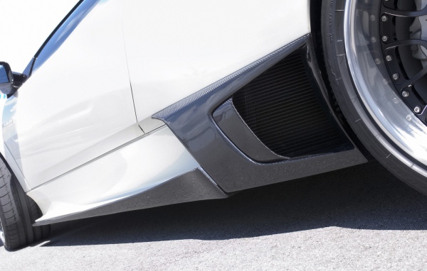 Белый Lamborghini