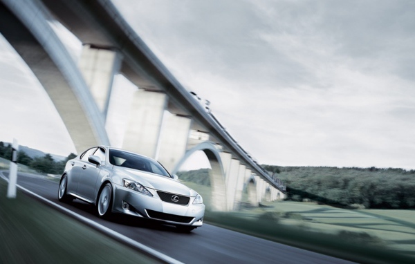 Быстрый Lexus IS 250
