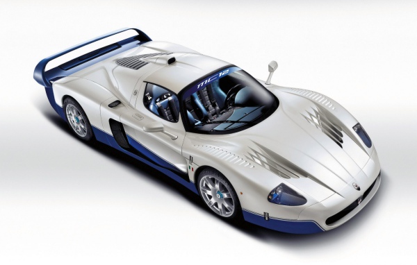 Супер кар Maserati