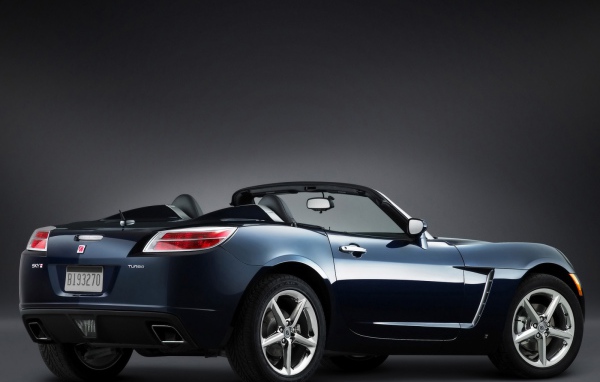 Черная сторона Сатурна