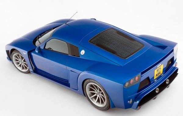 Синий спортсмен Noble