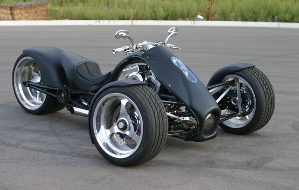 Трехколесный велосипед