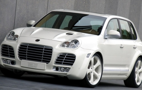 Белый Porsche белые диски