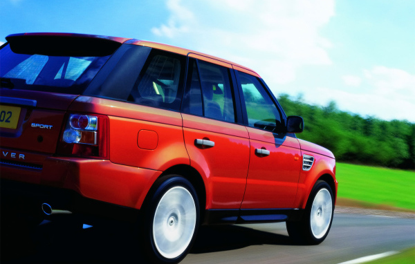 Автомобиль Range Rover
