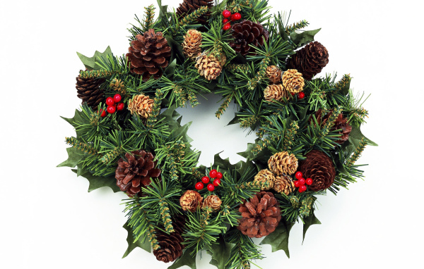 Венок и шишки / Рождество