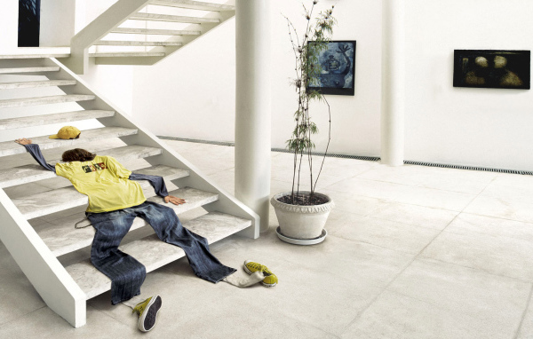 Человек раздавленный в лепешку