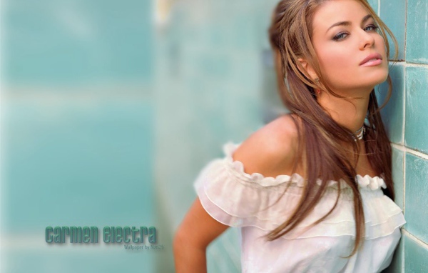 Carmen Electra