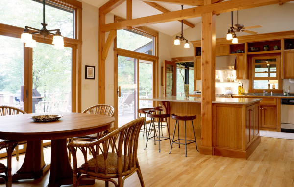 Столовая с выходом на террасу