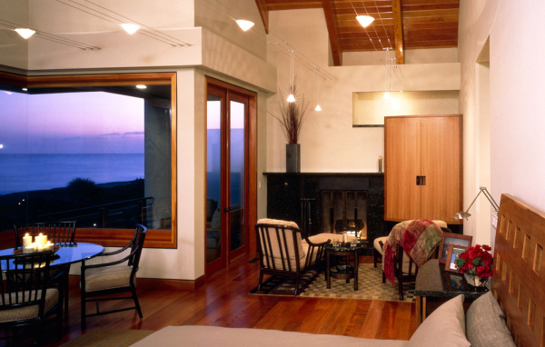 Комната с видом на море