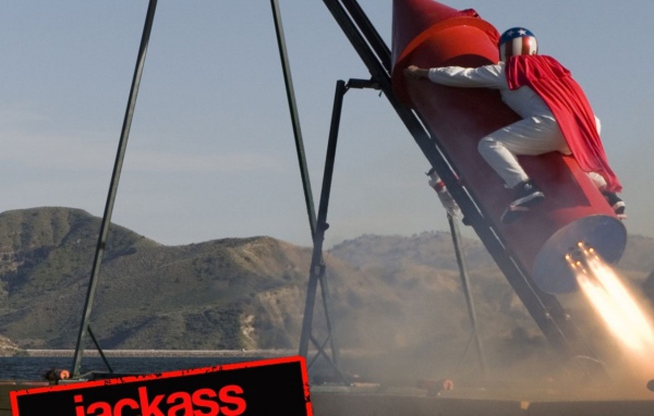 Чудаки 2 / Jackass 2