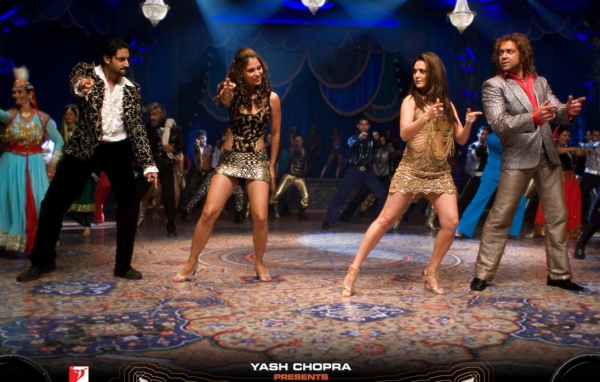 Танцуй, детка, танцуй! / Jhoom Barabar Jhoom