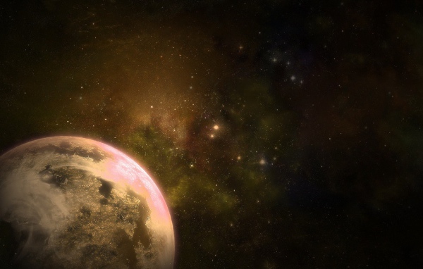 Планета в космосе